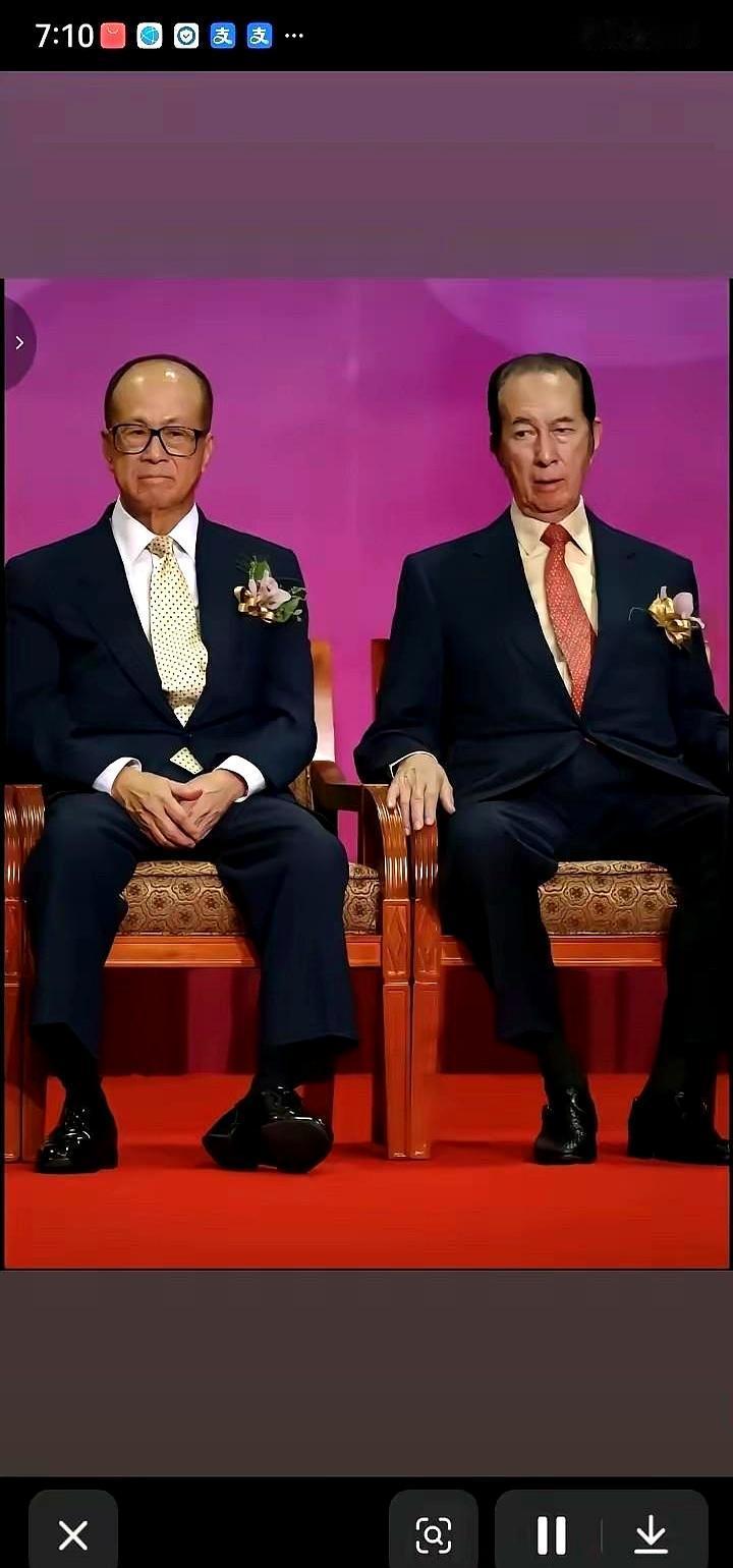 李嘉诚没去何鸿燊葬礼，真不是外面传的那种“翻脸戏码”吧？
说白了，两家本来就不是
