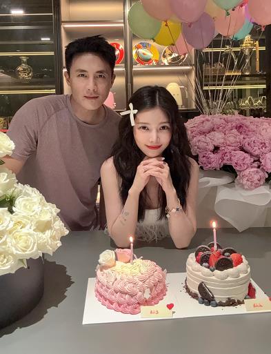 杜淳妻子回应婆婆不让抹妊娠油 杜淳老婆王灿直播回应婆婆为什么不让抹妊娠油。王灿很