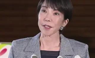 日本万万没想到，高市的愚蠢居然帮中国解决了两大问题。第一个，帮我们全中国人再次唤