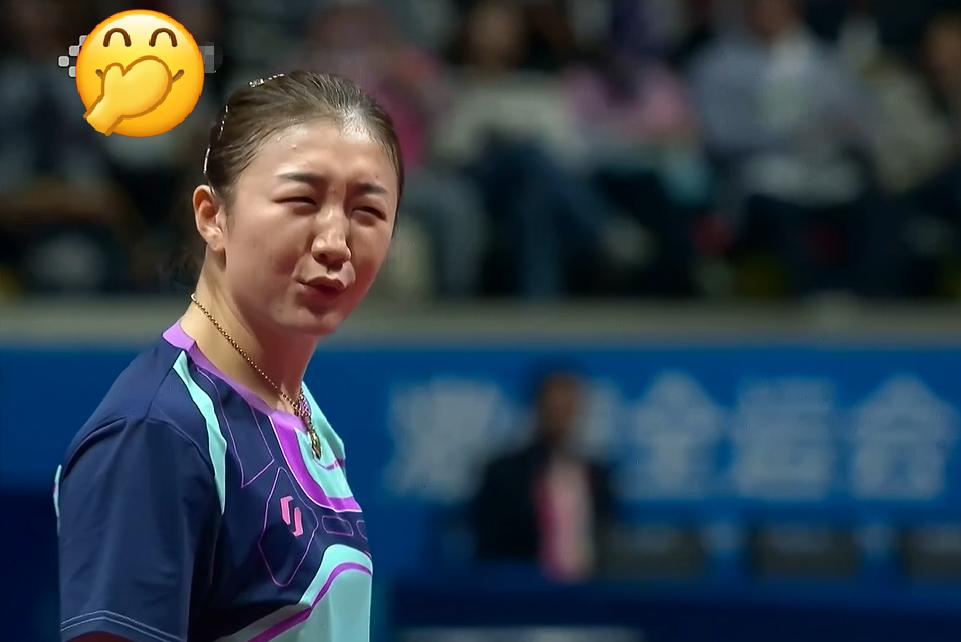 被陈梦这个表情逗笑了
这妥妥的表情包啊
晚上拿来吓唬不睡觉的小宝贝是可以的吧
你