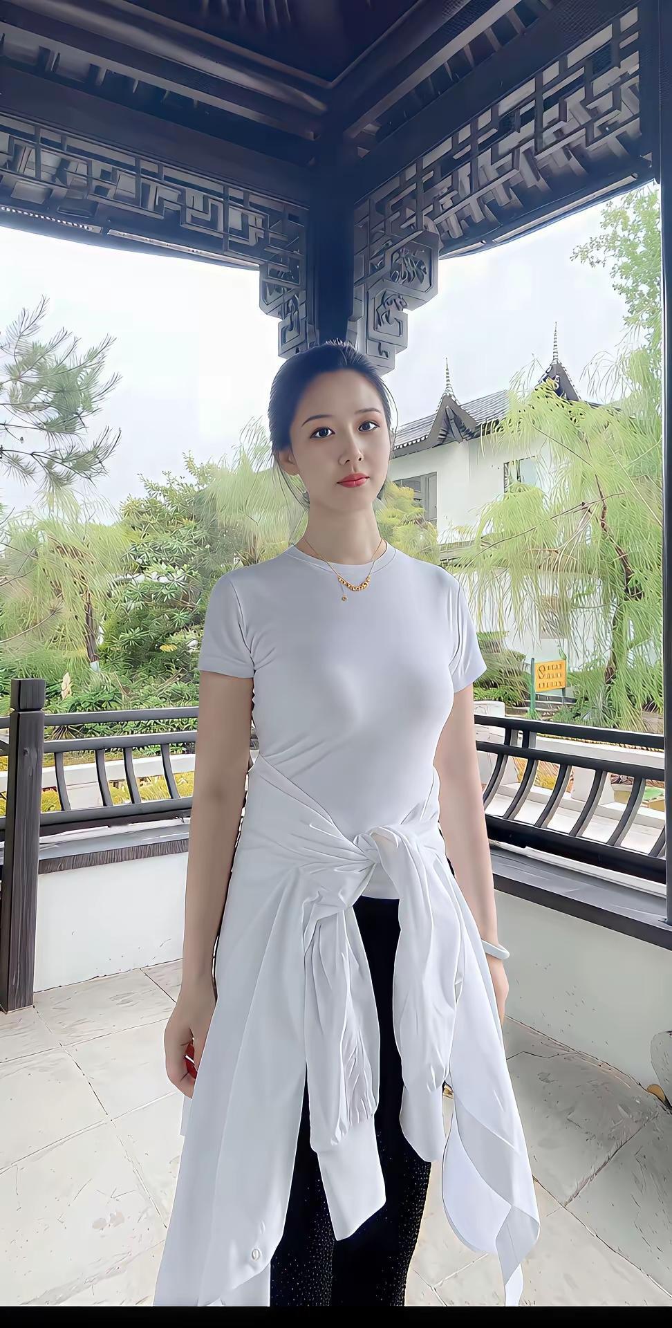 彩礼18万元娶的媳妇，漂亮吧，是不是捡到宝了！