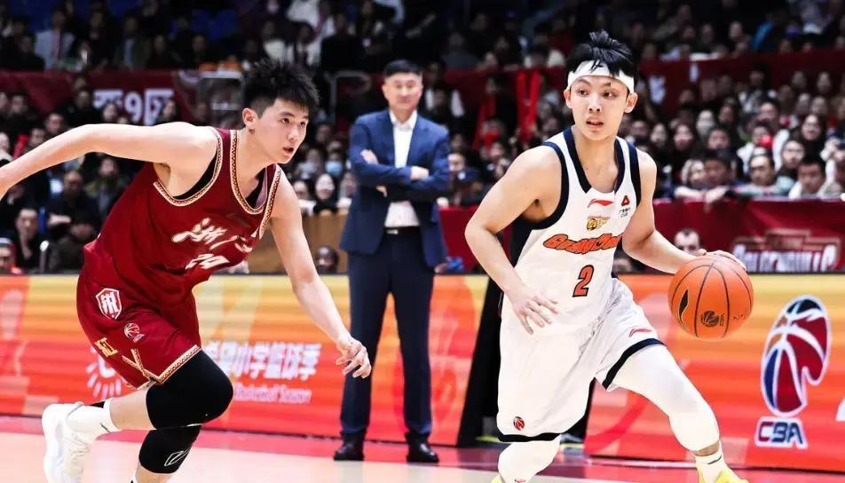 CBA积分榜最新排名出炉！辽宁冲上第2广东第5广厦下滑至第7
不出意外？意外还是