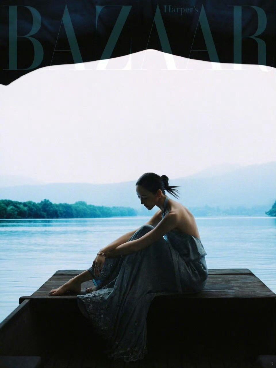 张钧甯清冷钓系美人具象化 张钧甯这股子劲儿太妙了，水墨般的清冷里透着点灵动，东方