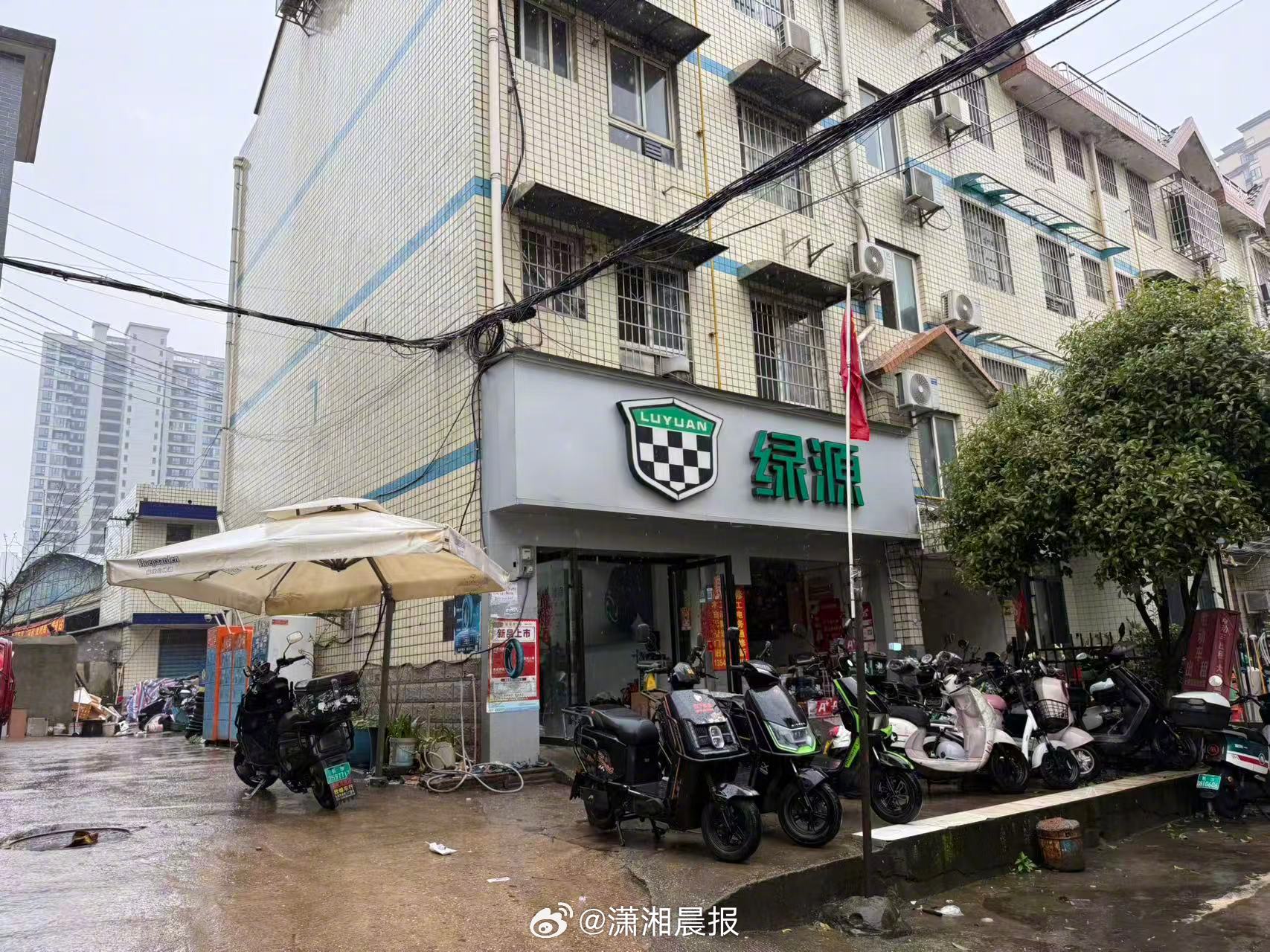 【#4月1日起电动车或将集体涨价#】#门店回应电动车或将集体涨价#近日，“4月1