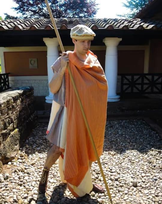 【古战】公元前四世纪马其顿长矛手复原装束
古装   服饰  武器装备  历史知识