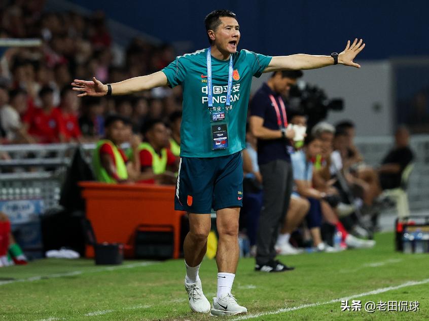 国足得势不得分0-0泰国…国足进不了世界杯从来都不是赢不了日韩这样的强队，其实也