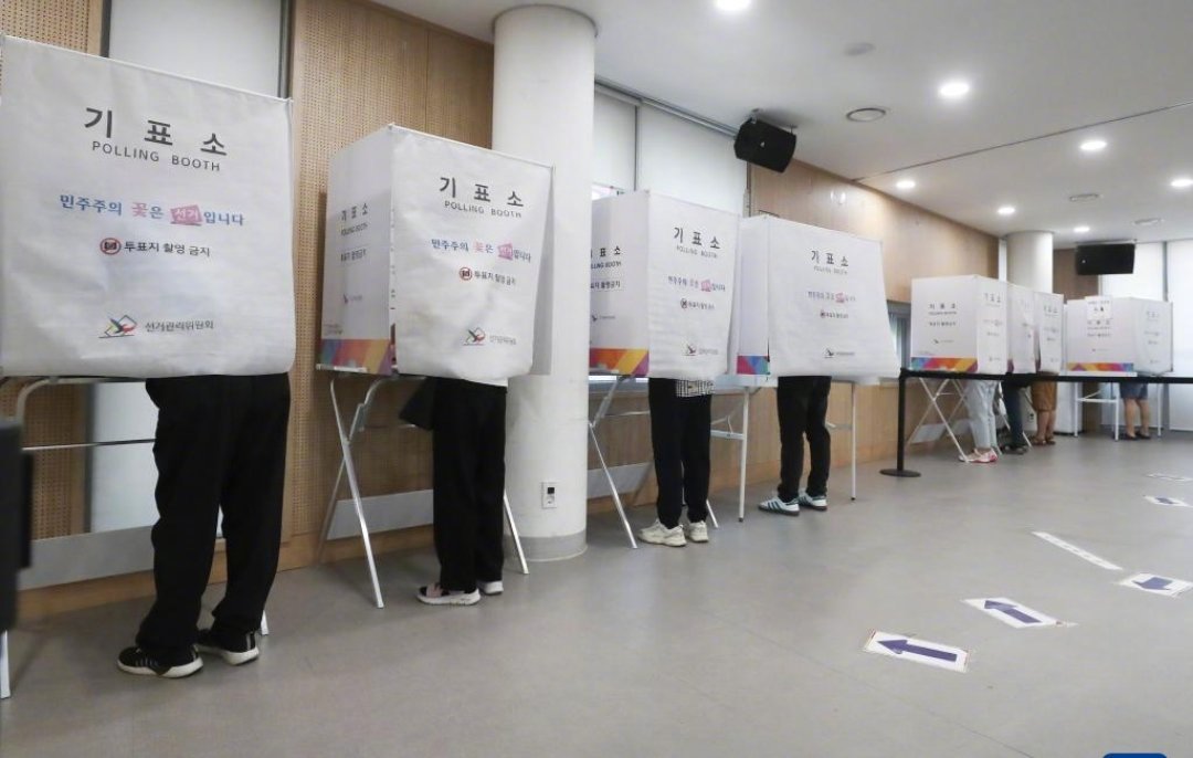 #韩国地方选举执政党锁定胜局#【韩媒：韩国地方选举　执政党锁定胜局】据韩联社4日