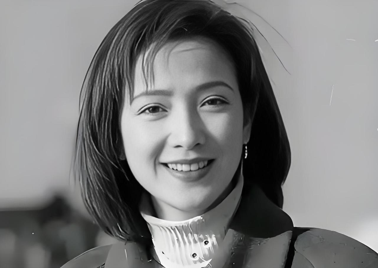 泪别何晴！61岁“古典美人天花板”离世，演遍四大名著的传奇，再无第二人！
 一代