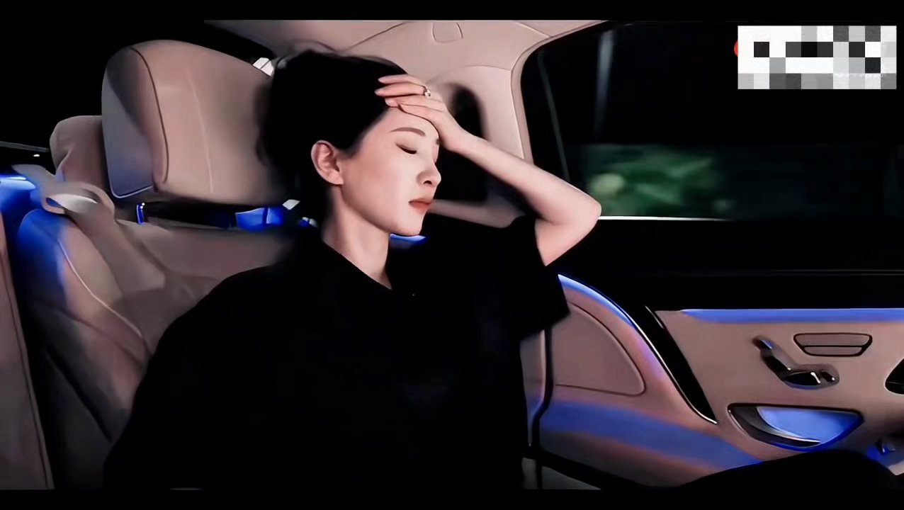 江疏影在恶女赛道杀疯了江疏影终于找对了赛道 江疏影太适合这种妆造了，美的太全面了