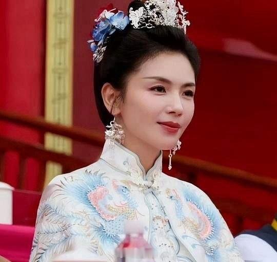 明眼人都看得出来了，刘涛之所以能演妈祖，不是她演技有多好，而是她集天时地利人和。