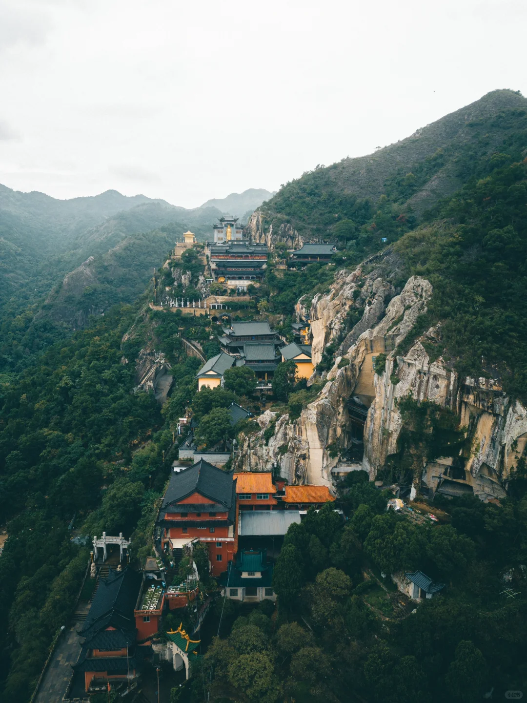 不用去山西，在台州也有同等震撼的“悬空寺”