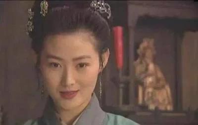 “多情种”潘金莲，顶不住硬汉武松风情。迷上了冷峻硬朗的好汉。哪里像那些软绵绵的男
