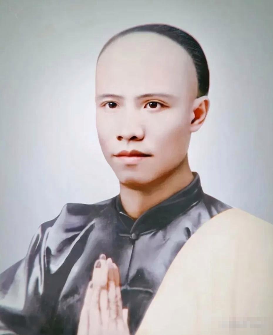 晴雨风说史[超话]晴雨风说史1385年，书生黄子澄上京赶考，会试、殿试都考了第一