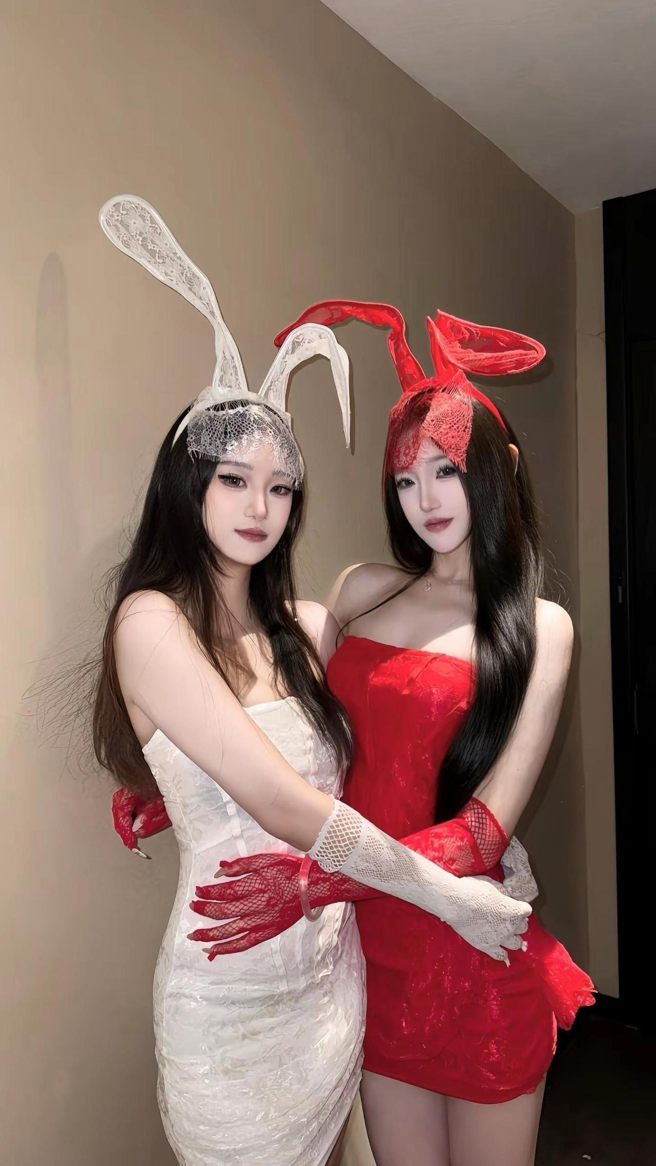 我们俩日子过的都爽的要命 谁在意你的那些话是羡慕还是嫉妒@蓝莓荷包蛋 狮子座 黑