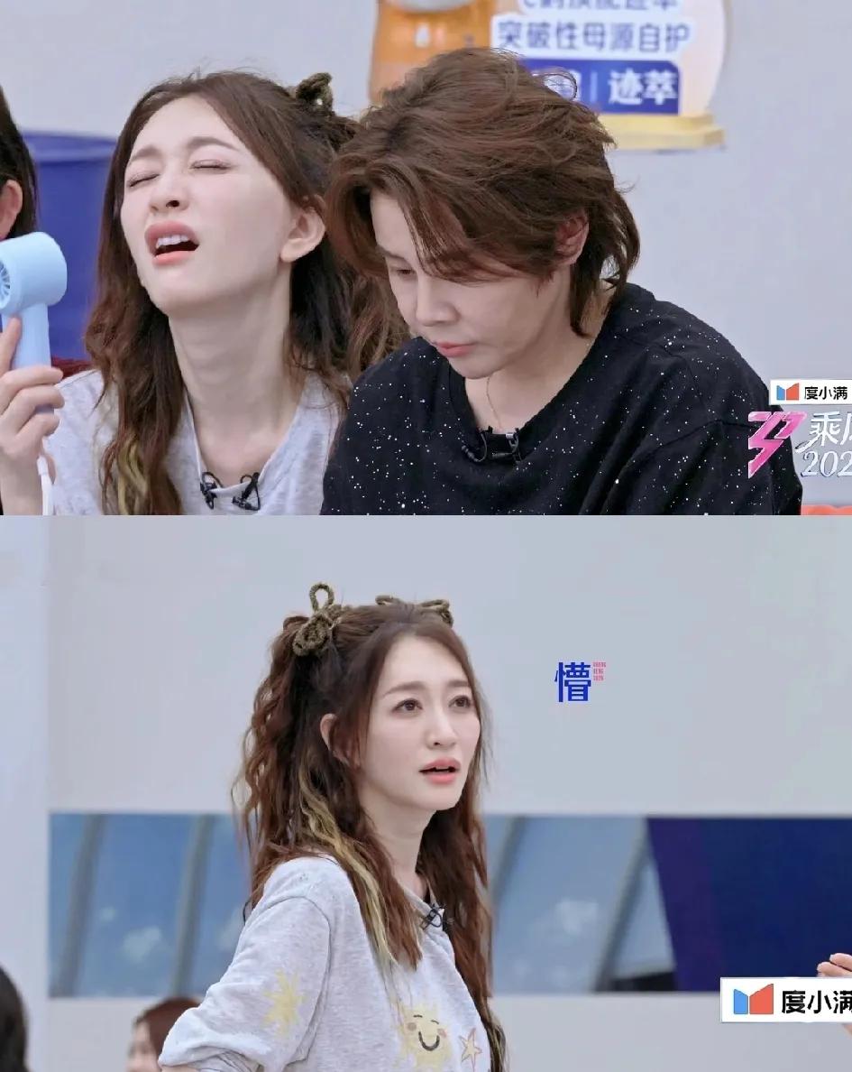 网友纷纷说:“李小冉各大平台，都唱歌跑调了，凭啥她还得了第一名，王濛只能第二”。