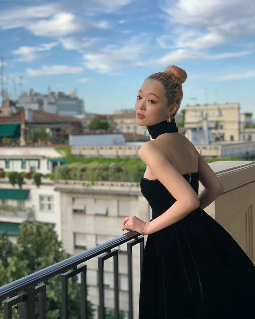 崔雪莉 崔雪莉头像 致美丽的崔雪莉 190614 INS 🍑 “米兰❤️The
