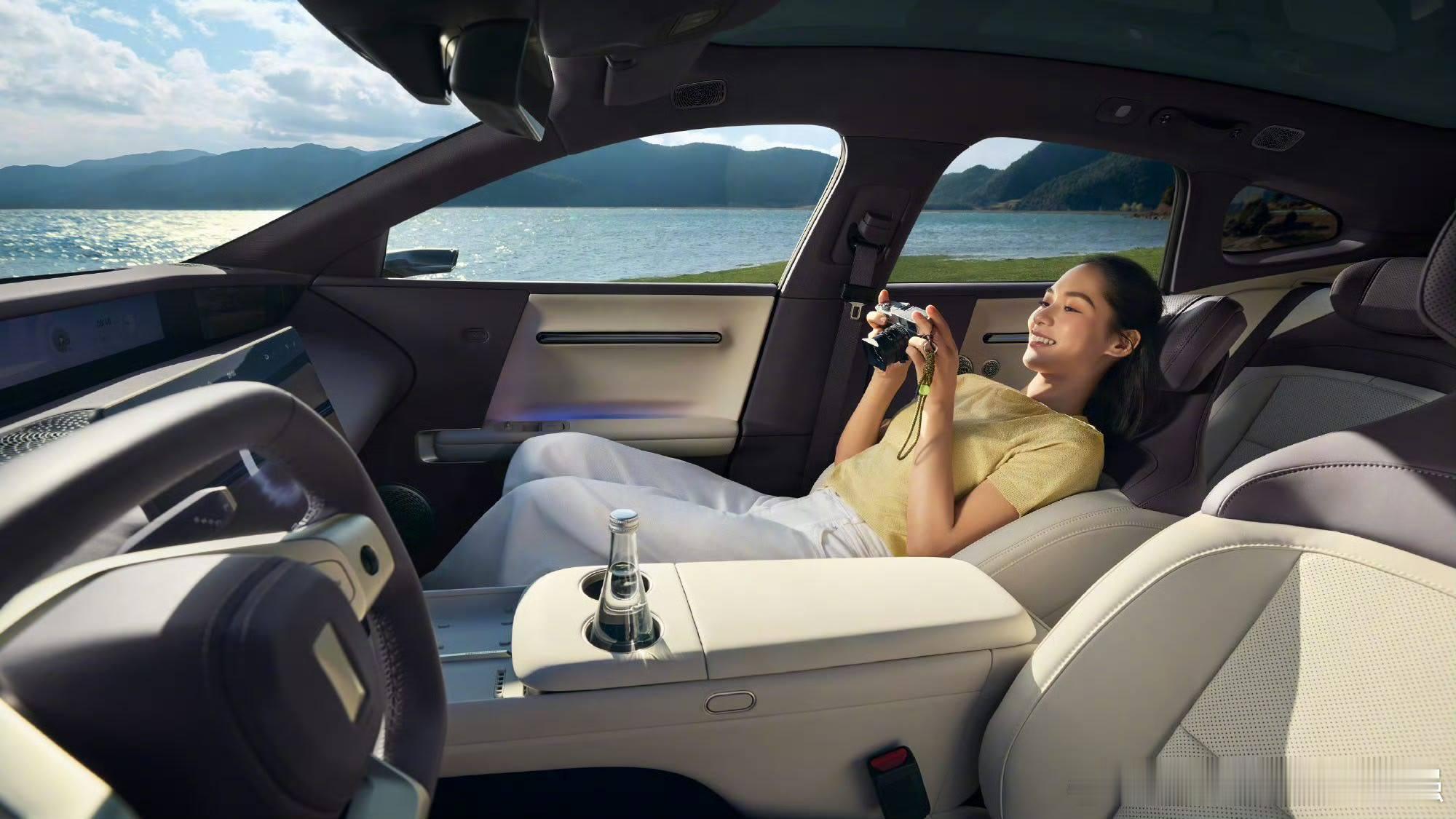 年轻人第一台性能车 侧面堪称完美！真正懂年轻人的性能车它来了！阿维塔06T今天正