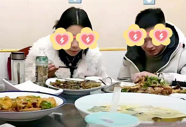 【上海虐童致死随手拍 案被告人赵雨蝶一审判死缓！】2026年4月21日10时，上