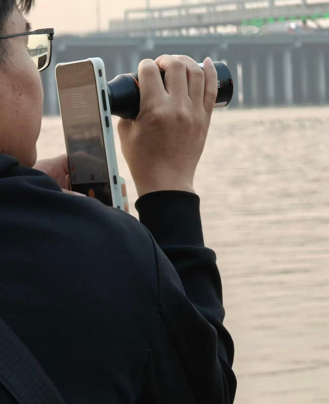 OPPO Find X9 Ultra 这算是巨炮了吧？ 