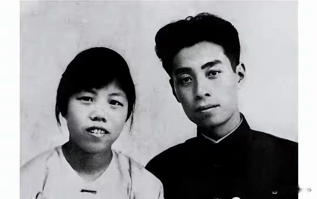 百年最热血告白！1923年巴黎一张明信片，藏着周总理最纯粹的信仰与深情
 
19