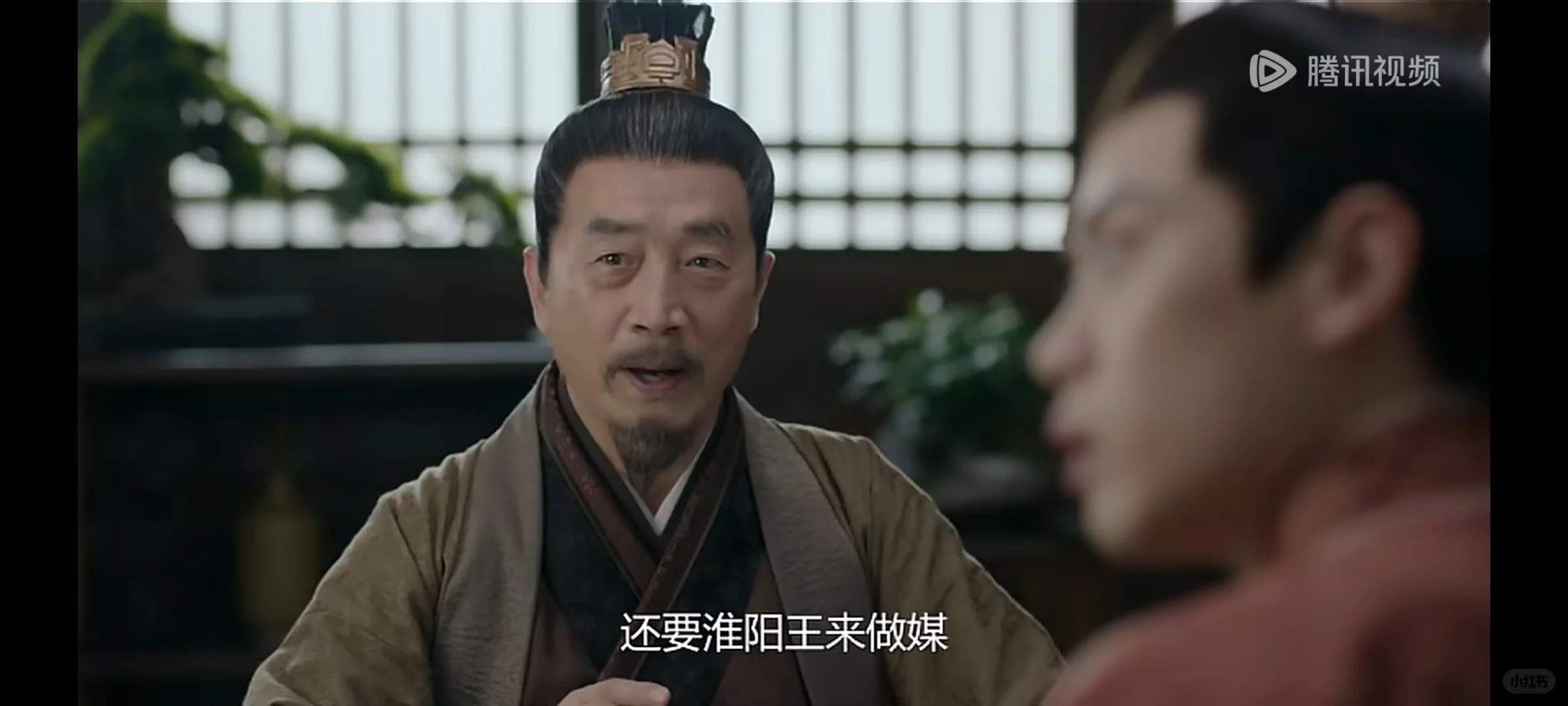 李妈妈开口全靠编，贺珍父亲开口全靠想象