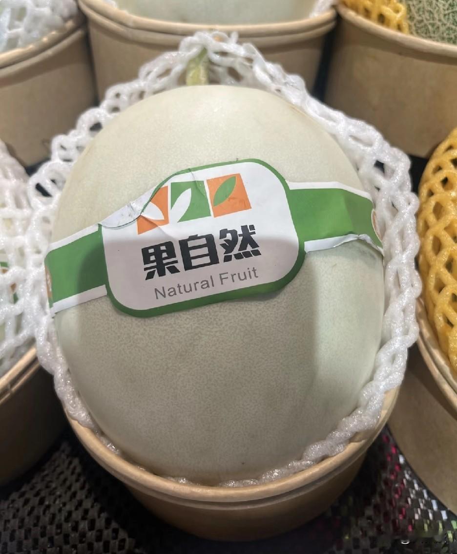 有人说
家庭房子面积的大小
和家庭和谐程度基本上成正比
您同意吗？