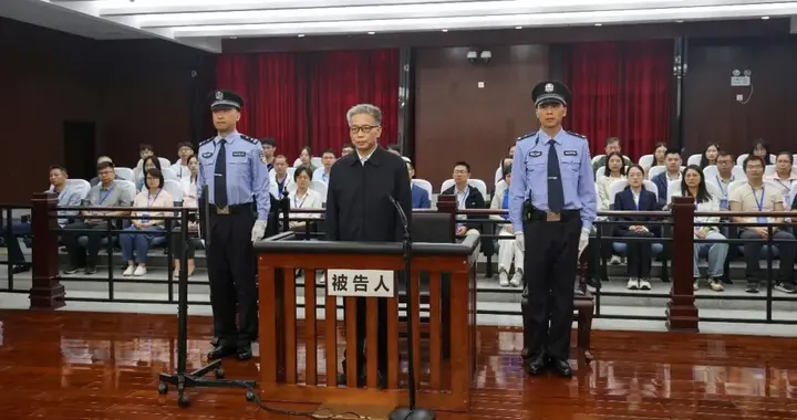 彭晓春，死缓