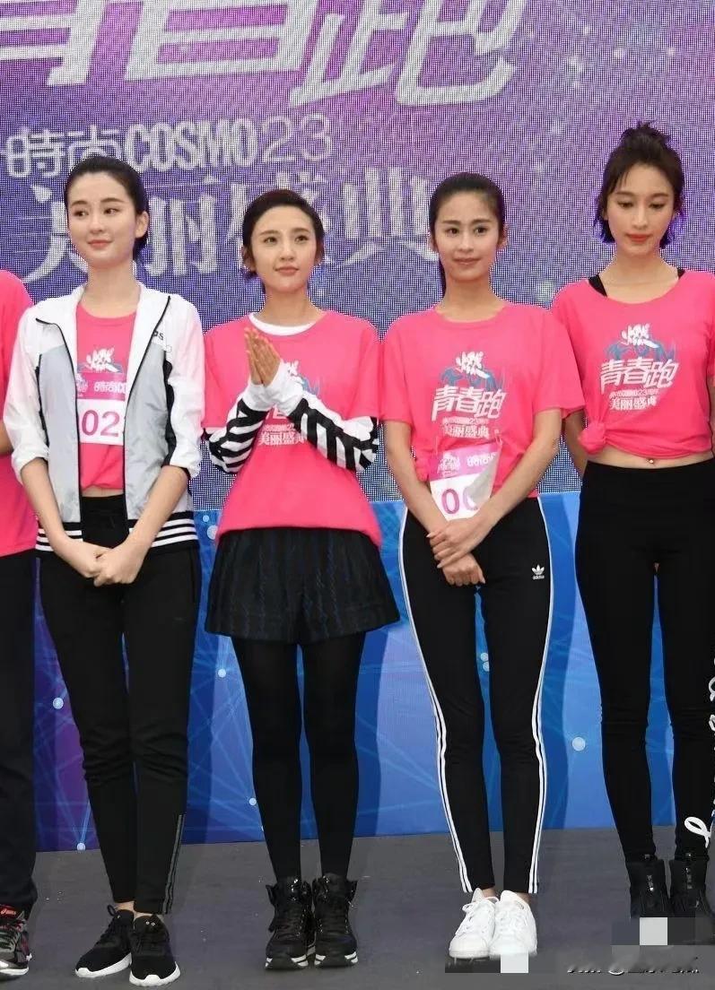 四位美女好漂亮，无论是身材，容颜都很出色，她们四位中你最喜欢哪一位？女神们风格各