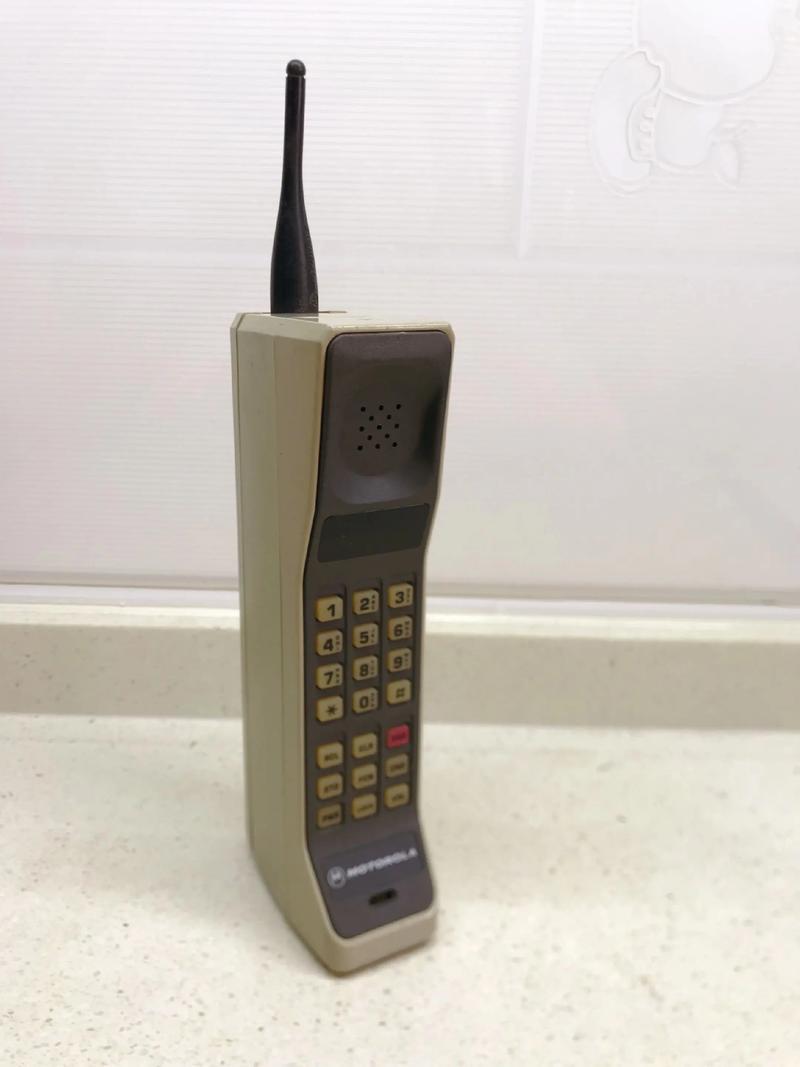 从当年中国移动的“大哥大”，到后来风靡一时的龟背模拟手机，我与移动号码的缘分，要