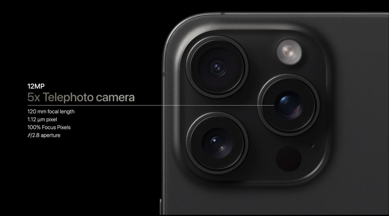 iPhone15 Pro的长焦是5倍，潜望式设计加传感器防抖，跟目前其他厂商设计