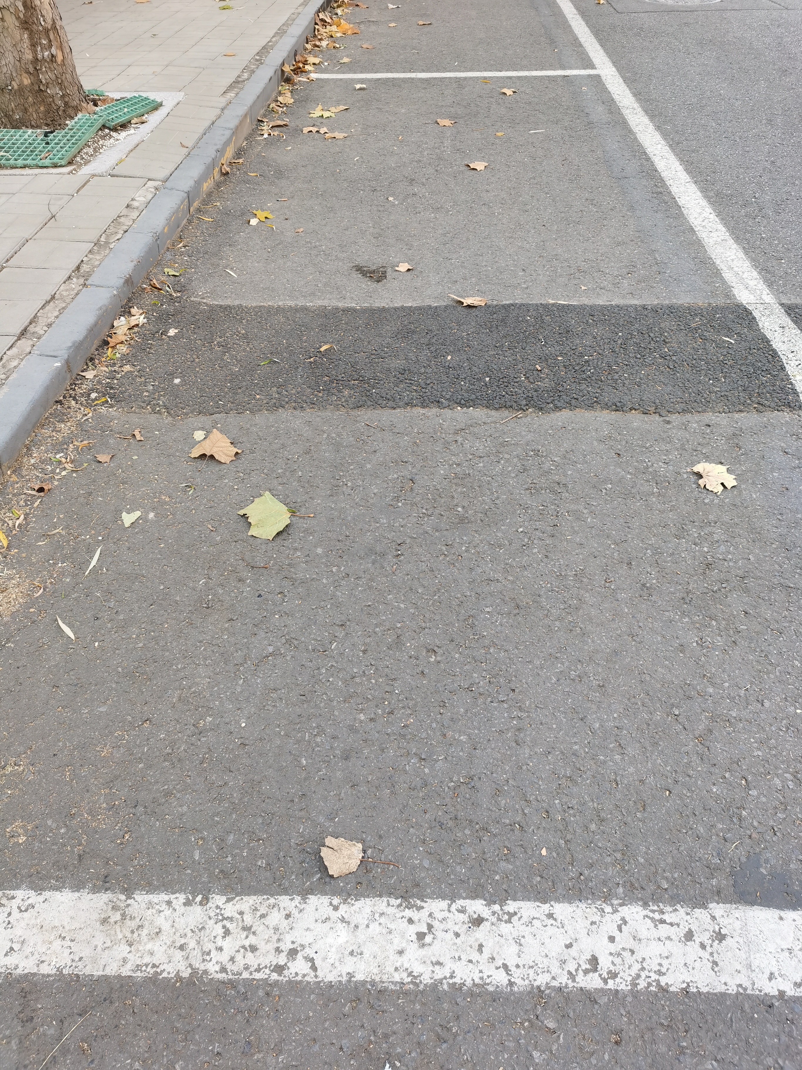 这世道，有很多“流氓”事，路边画个线就收费，算不算？ 