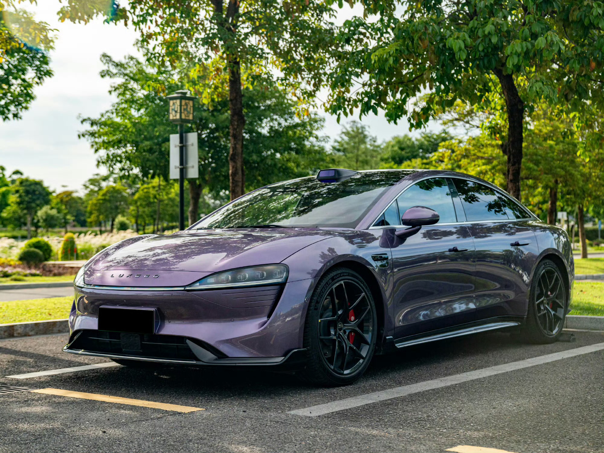 就我的用车环境来说，现在别说开增程，我就是开纯电也不存在所谓的里程焦虑，我开了整