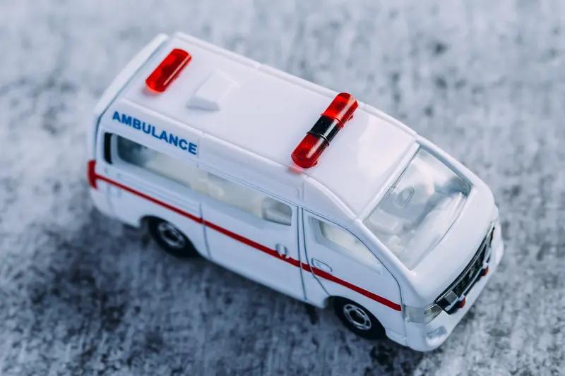 深圳一救护车未按调度指令，把患者拉去所属民营医院，家属：我家距离三甲龙华区人民医