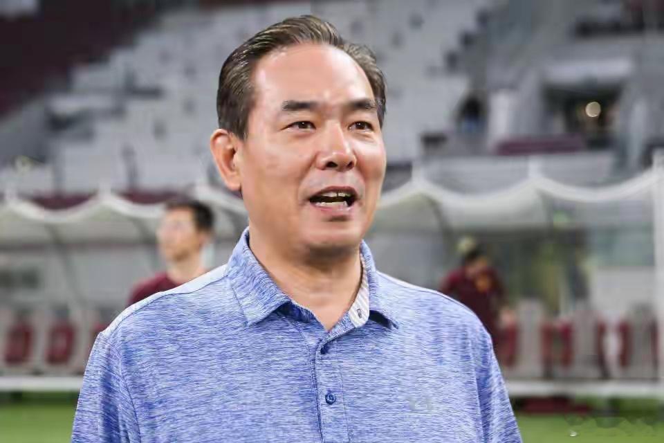 苟仲文被判死缓终身监禁不得减刑假释提到苟仲文，就不得不提到另两个人，一个是蔡振华