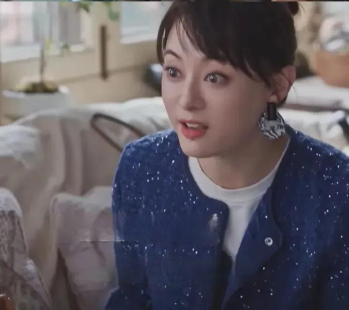 追剧《蛮好的人生》 该剧把卖保险的业务员形象刻画得淋漓尽致！     胡曼黎是销