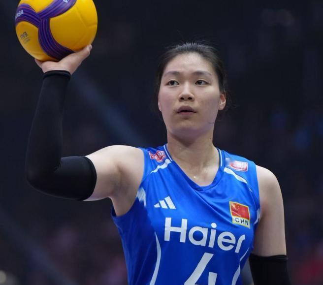 女排亚锦赛：全网暴怒！中国遭绝杀，6问赵勇：为何弃用张籽萱？

2比1领先，手里