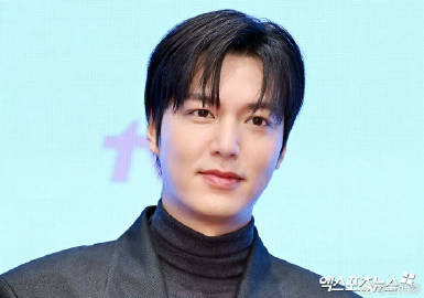 李敏镐生图状态  怼脸生图状态感觉还不错 