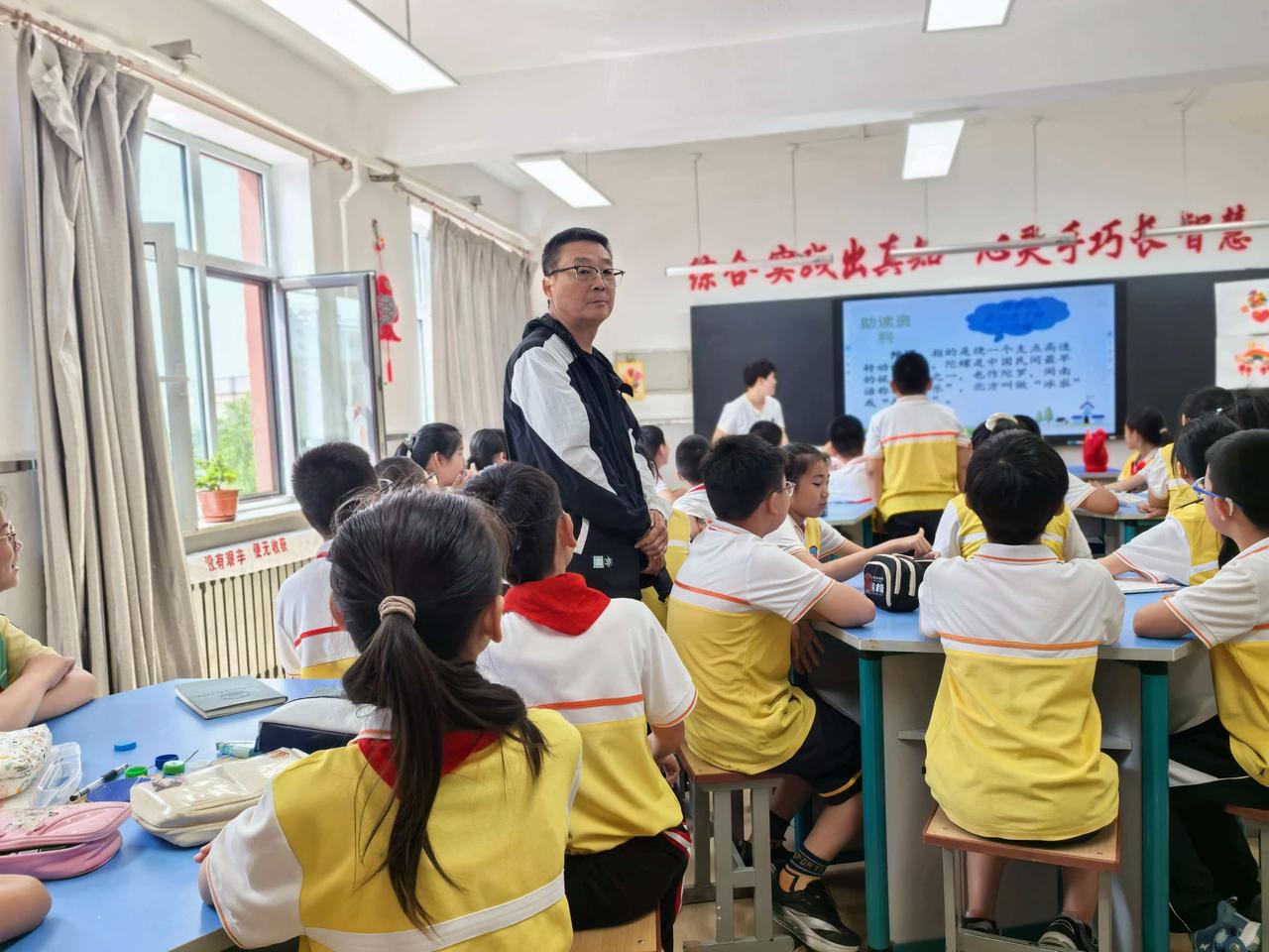 随笔:我的教研理想
 
从教多年，深耕劳动与综合实践教育一线，我始终笃信：最好的