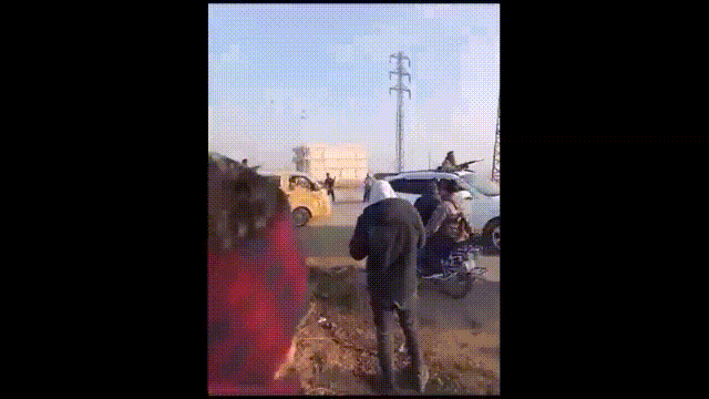 不战自溃！当地时间12月6日，叙利亚方面的消息已经确认了，叙利亚叛军在拿下哈马市