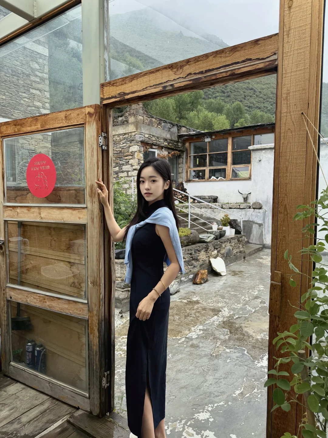 川西自驾｜错过日照金山，住进200年老藏房🌫️