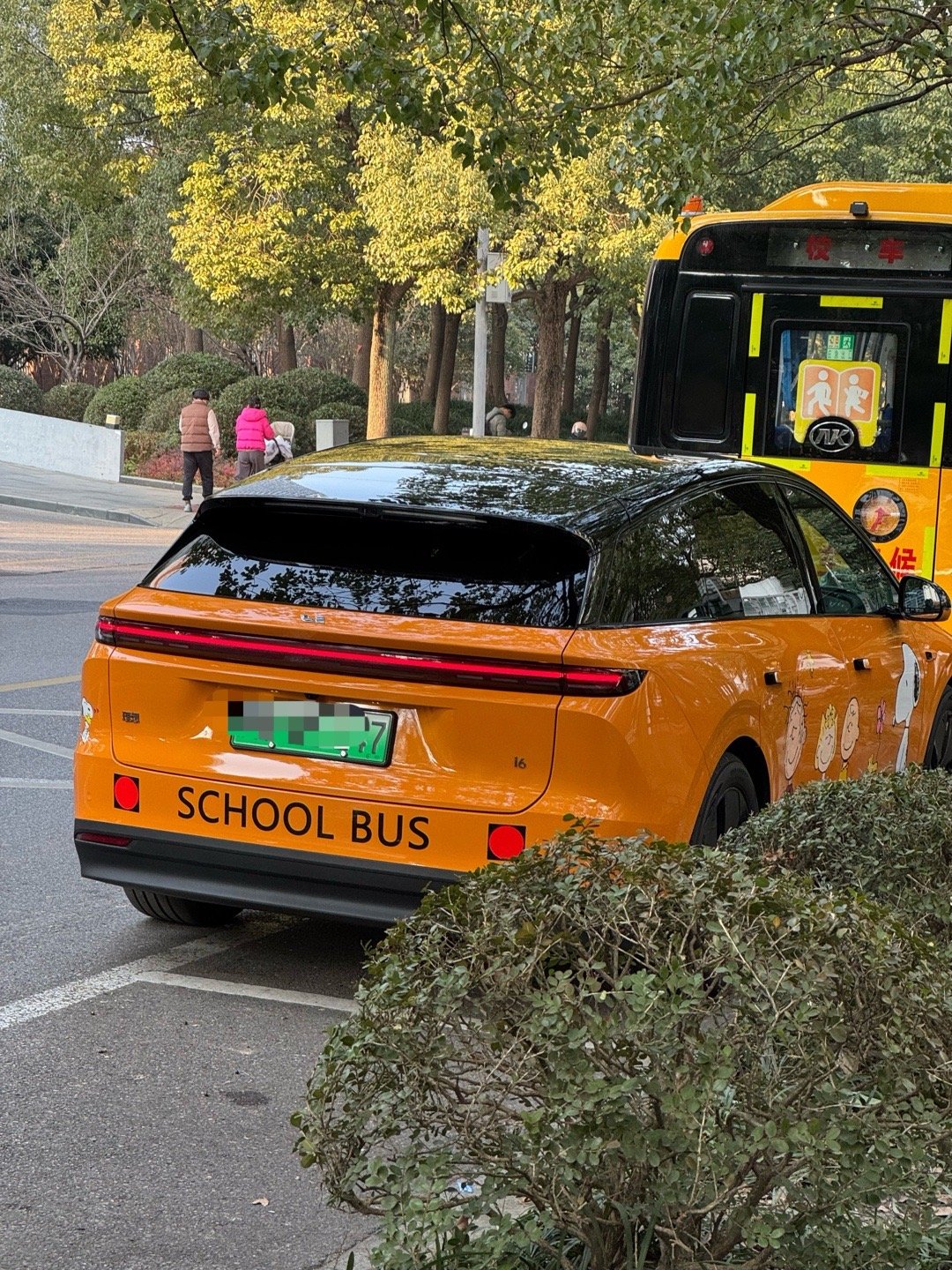 不止Mega，i6也一颗当校车的心 