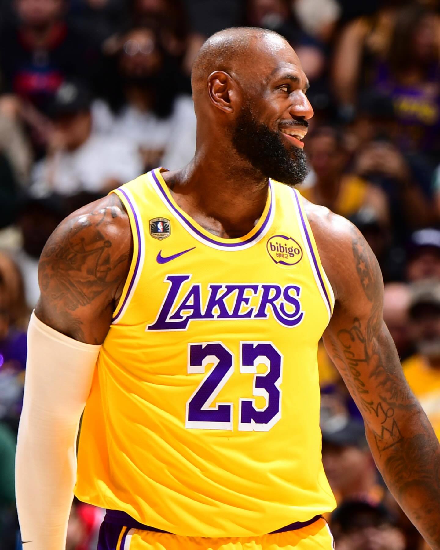 昨日东詹。詹姆斯东契奇洛杉矶湖人