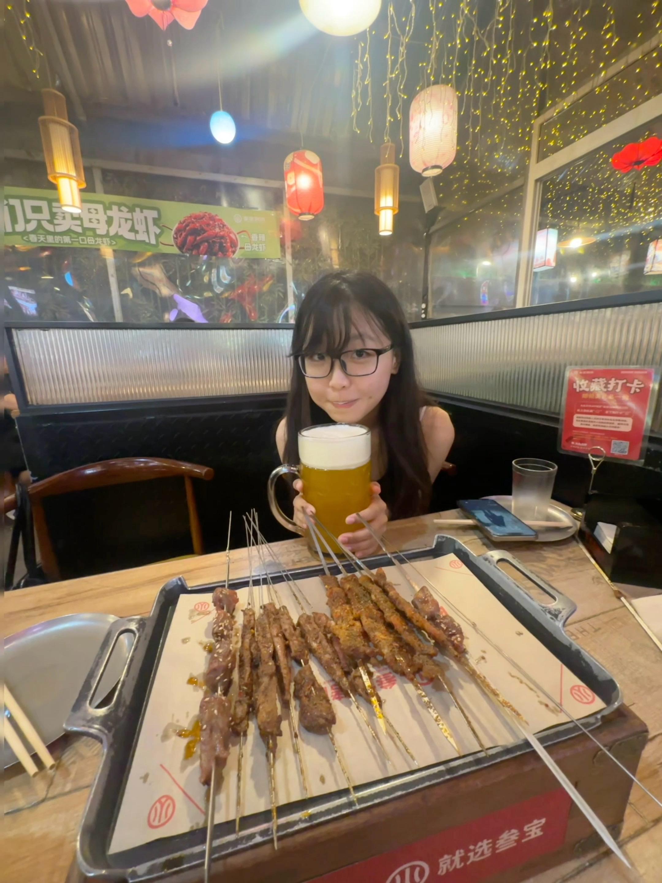 我要挣很多钱 买下我们的距离