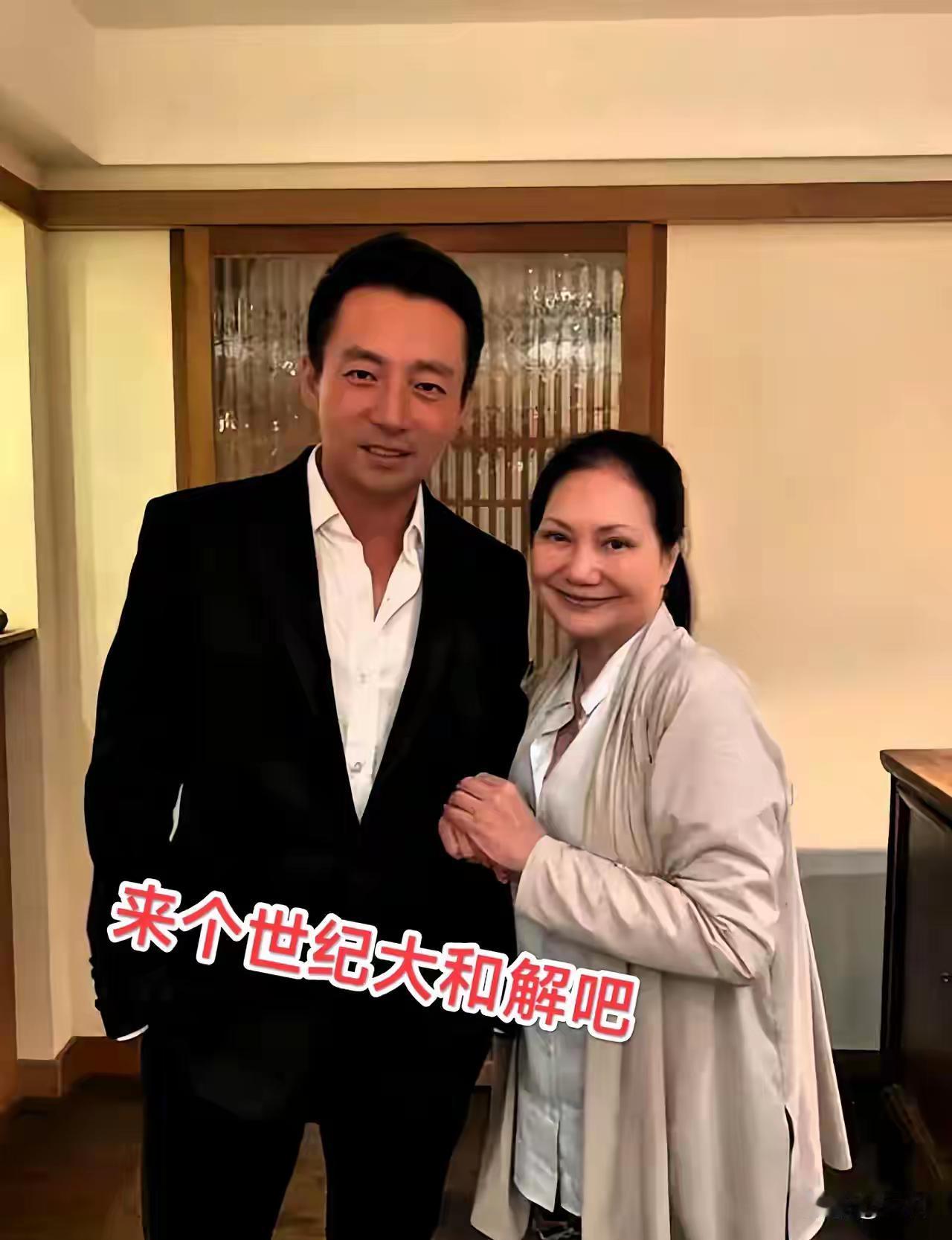 小菲一直都想好聚好散，可惜，没有那么好的结果。后面，他自己也麻木了，该给钱就给，