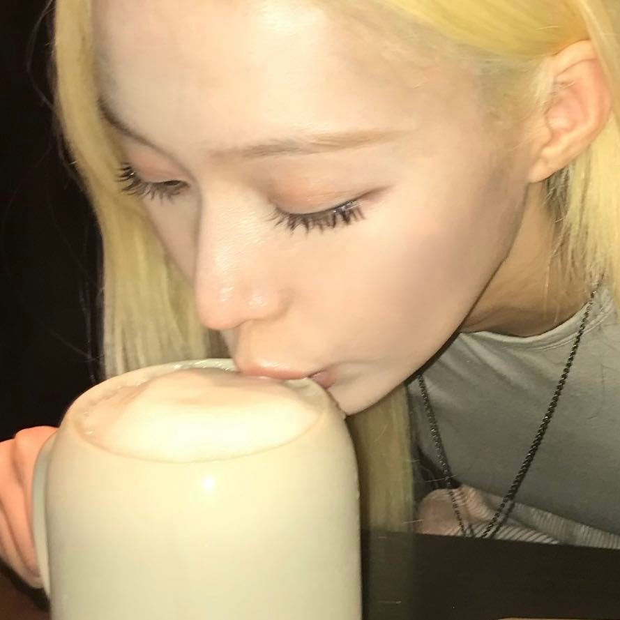 （说了一些瑟琴的话走了） 