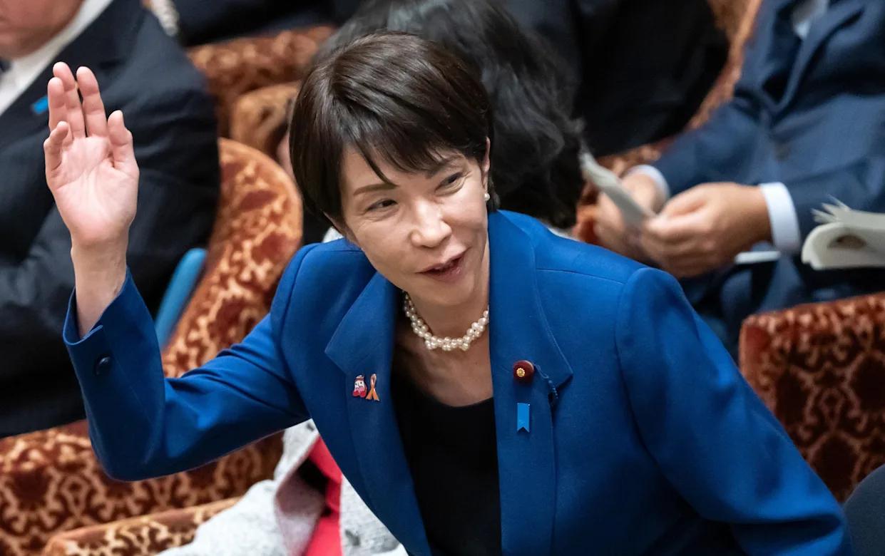 日本胆子真是越来越大，日本自卫队舰艇竟敢驶入台湾海峡！
 
今天的外交部发言人郭