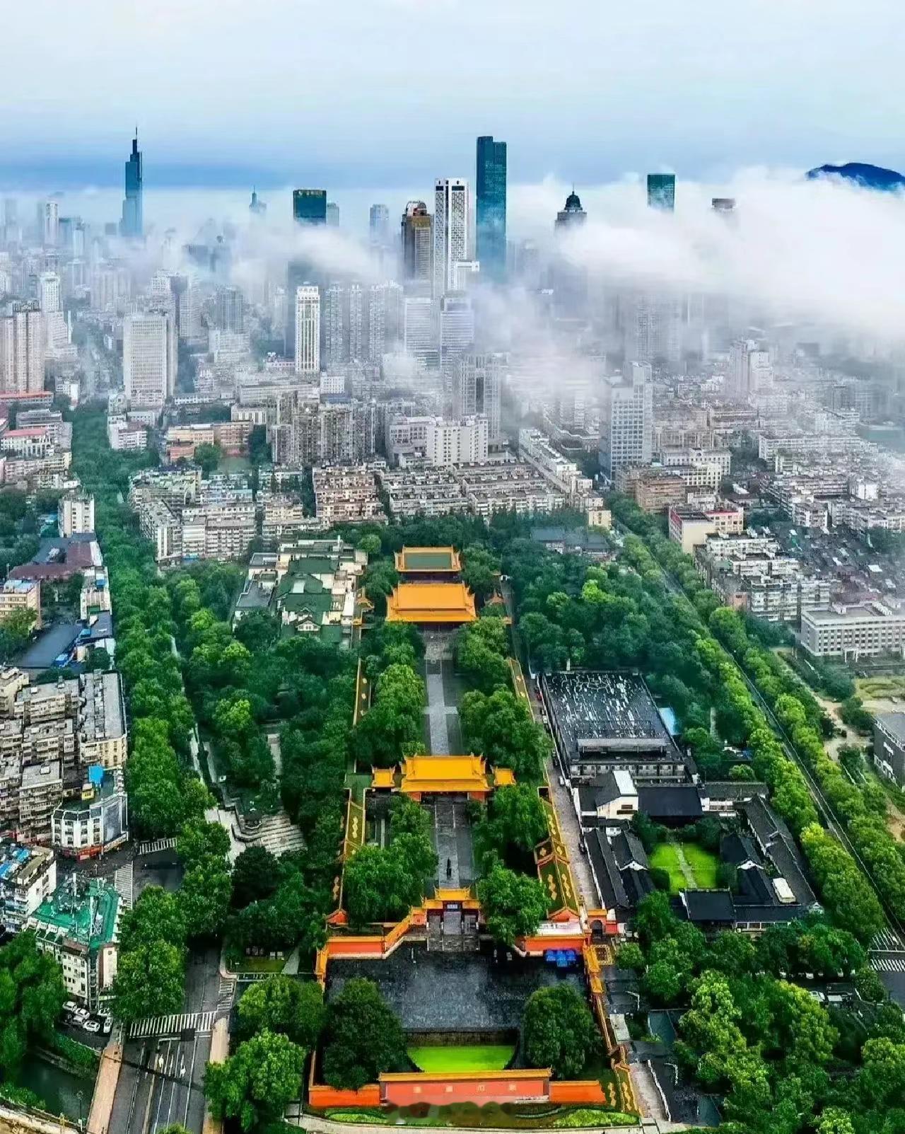 #文化中国行游览好city的中国# 江南佳丽地，金陵帝王州——#南京#[舔屏] 