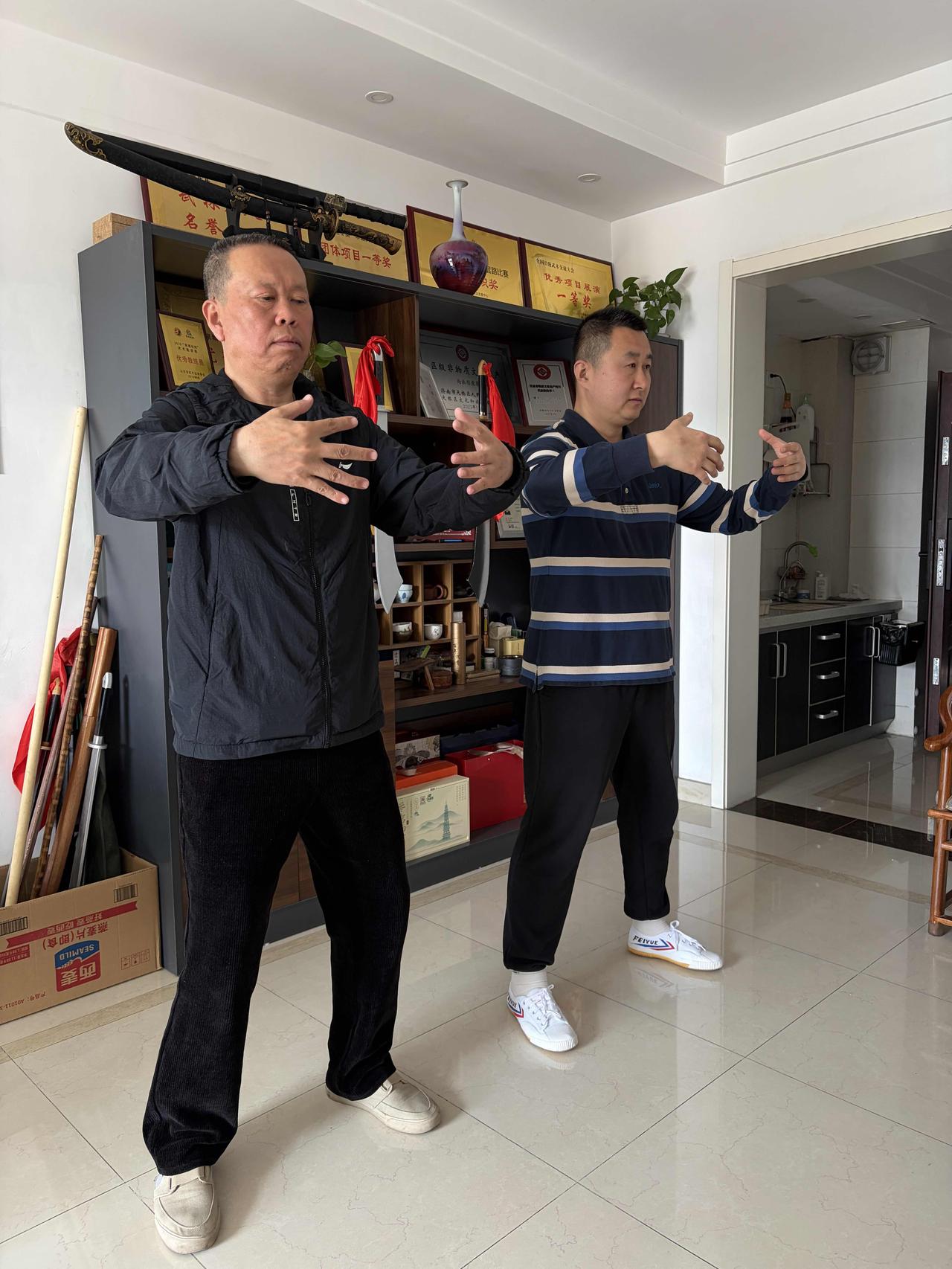 德州齐河的拳友，年过六旬仍怀着一腔热忱，趁着年假专程来济南研习形意拳。这份对传统