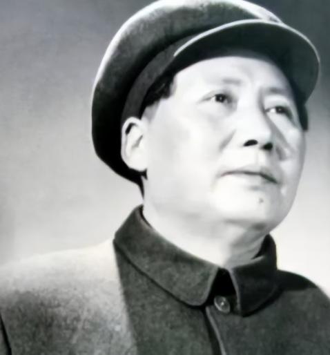 1958年，毛主席下令炮击金门，不小心炸死两个美国顾问，美国得知后率大军压境，指