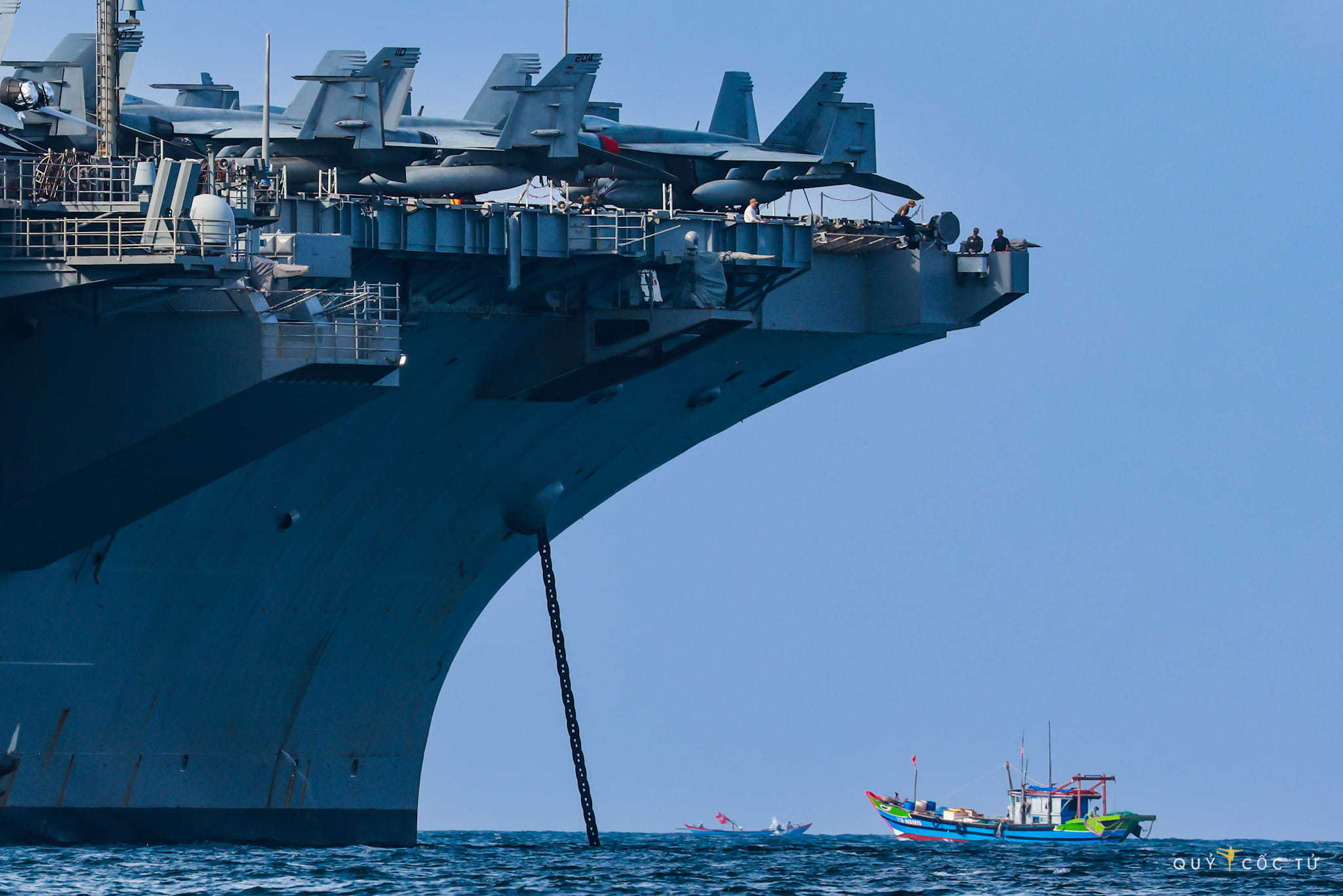 美国海军“罗纳德·里根”号航空母舰 (CVN-76)访问越南岘港 ​​​